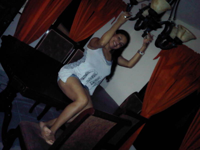 Date this nice looking Dominican Republic girl Carmen diaz from Nagua DO6527