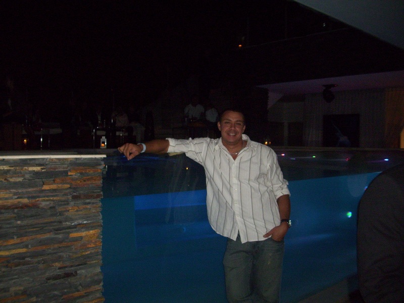 Date this charming United States man Onvacation from Miami US8894