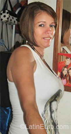 Date this happy Dominican Republic girl Yolanda from Santiago DO6548
