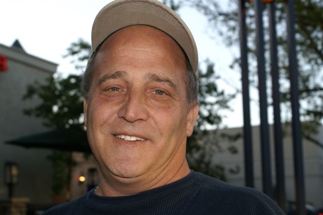 Date this beautiful United States man Richard from Denver US8957