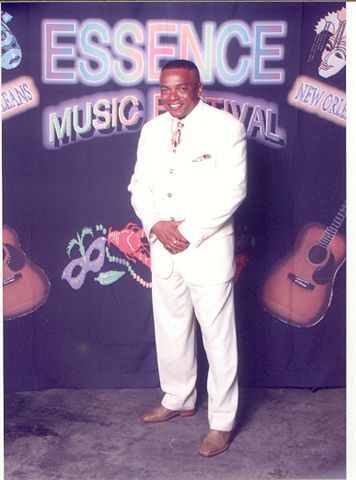 Date this voluptuous United States man VON from Los Angeles US8960