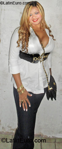 Date this passionate Brazil girl Maria Eduarda from Passos BR6080