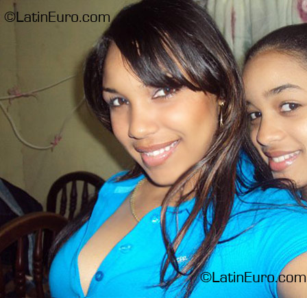 Date this exotic Dominican Republic girl Merlin from Santo Domingo DO6664