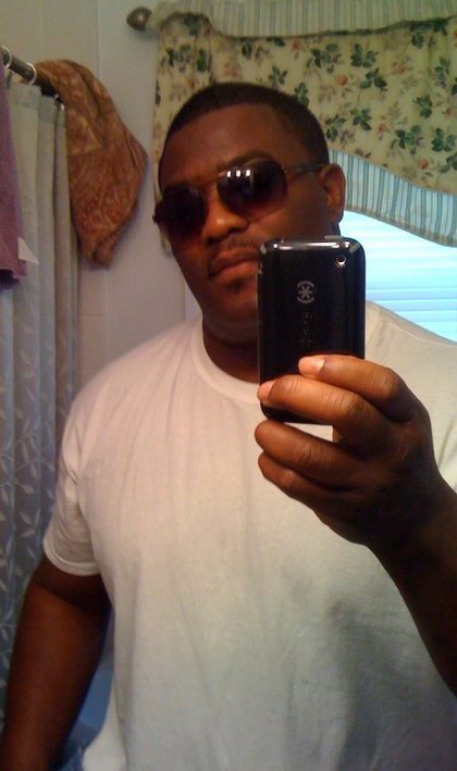 Date this fun United States man James96 from Detroit US9008