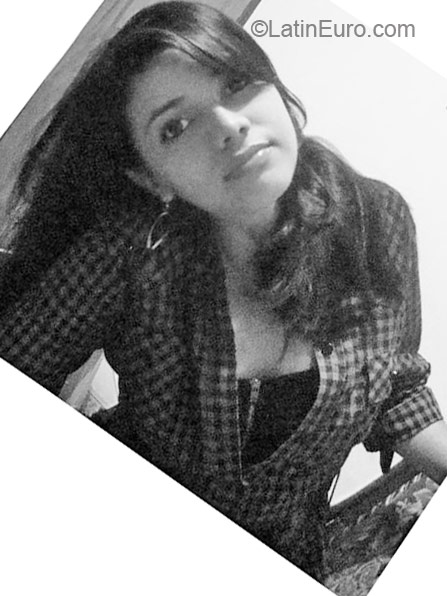 Date this passionate Colombia girl Andrea from Medellin CO6409