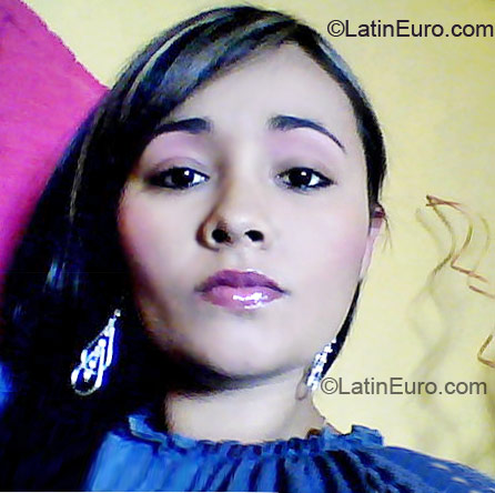 Date this hot Colombia girl Sonia liliana from Medellin CO10892