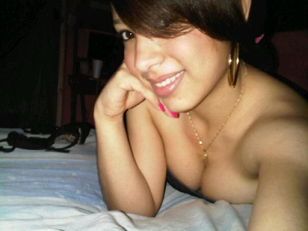 Date this nice looking Dominican Republic girl Silvna from Santo Domingo DO6787