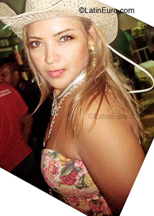 Date this delightful Brazil girl Dorinha from Manaus BR4738