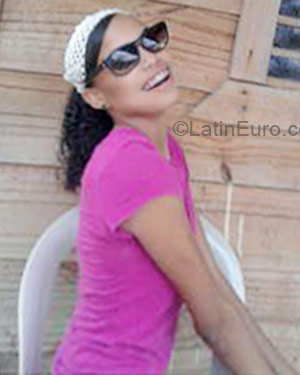 Date this sultry Dominican Republic girl Gabriela from Santiago DO6857