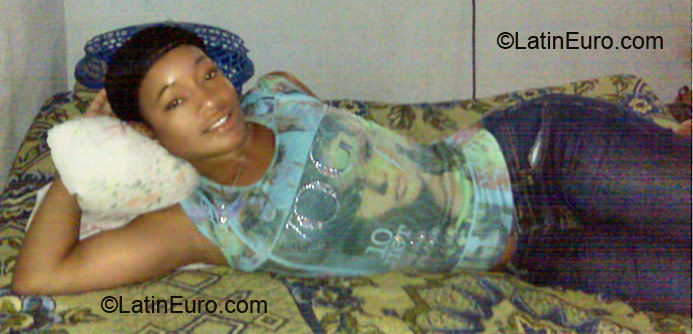 Date this exotic Dominican Republic girl Massiel from Republica Dominicana DO6862