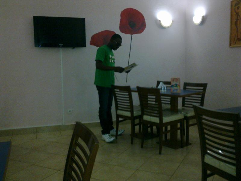 Date this nice looking Senegal man CHRISTOPHER from Dakar SN112