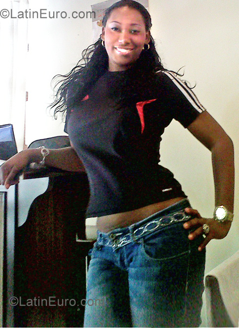 Date this young Dominican Republic girl Anny from Higuey DO6979