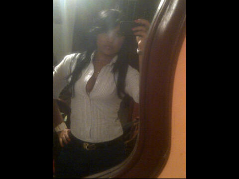 Date this delightful Dominican Republic girl Kitty from Republica Dominicana DO7004