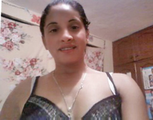 Date this foxy Dominican Republic girl ELVIRA from Santiago DO7032