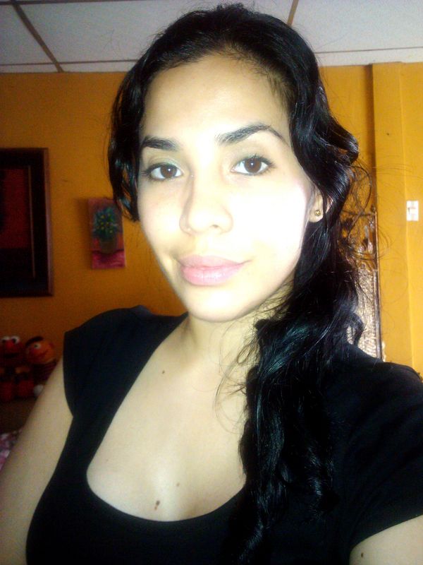 Date this sultry Ecuador girl Letty from Guayaquil EC83