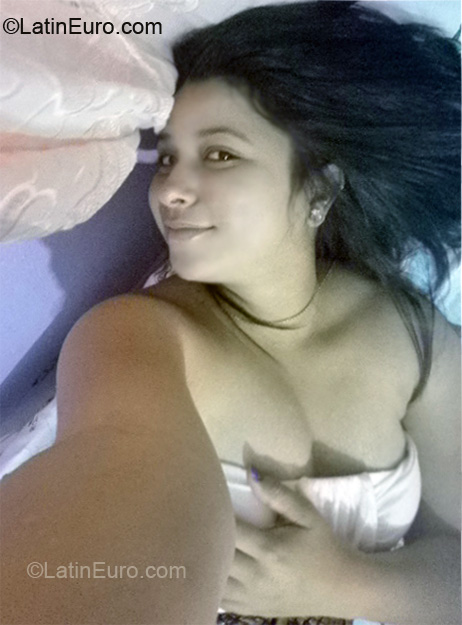 Date this fun Dominican Republic girl Dahiana from San Fracisco De Macoris DO7047