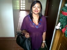 Date this nice looking Colombia girl Lucia from Medellin CO6629