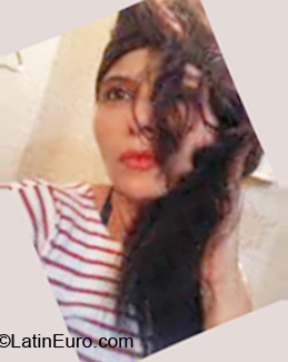Date this athletic Brazil girl Leila from Sao Rafael BR4946