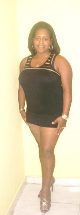 Date this fun Dominican Republic girl Sandra Hiraldo from Santiago DO7121