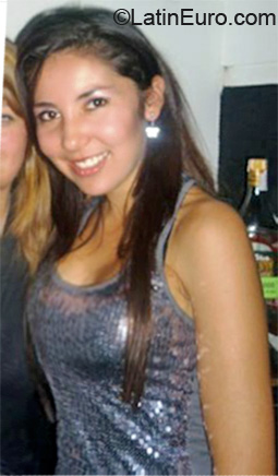 Date this athletic Colombia girl Katalyna from Bogota CO6684