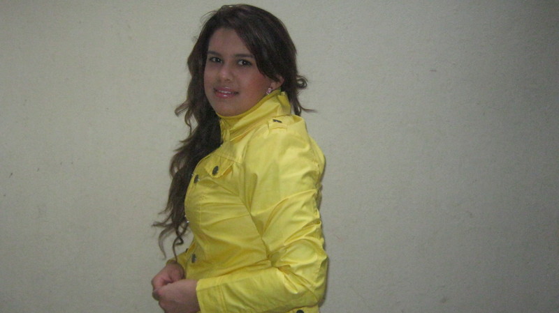 Date this charming Colombia girl Carolina hernandez from Medellin CO6731
