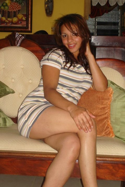 Date this pretty Dominican Republic girl Yinett from Santiago DO7223