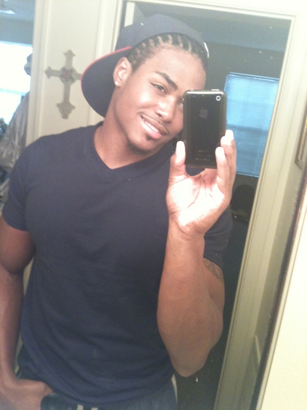 Date this nice looking United States man TruDreamz from Virginia Beach US9439