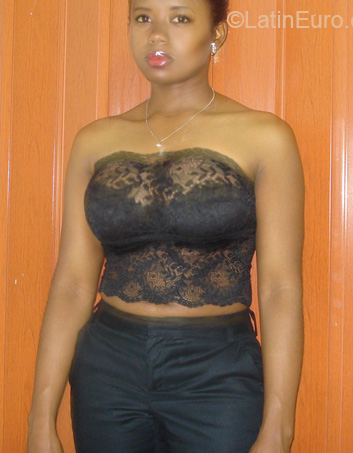 Date this charming Dominican Republic girl Maria from Santo Domingo DO7293