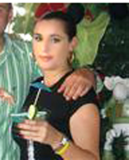 Date this tall Colombia girl Sandra from Manizales CO6884