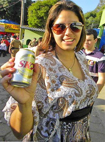 Date this voluptuous Brazil girl Erica Maria from Taguai BR5179