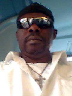 Date this charming England man JIDE from London EN37