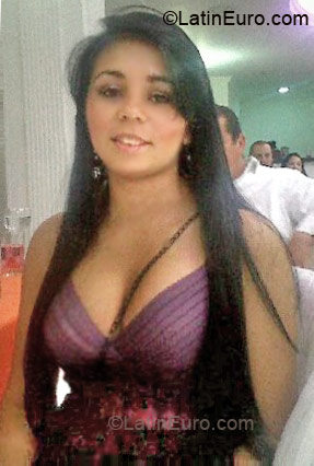 Date this foxy Colombia girl Marcela from Medellin CO6944