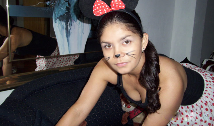 Date this voluptuous Colombia girl Nasahara.1 from Manizales CO6945