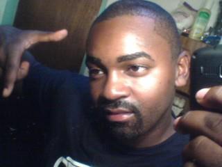 Date this happy United States man Barrygovan from Philadelphia US9648
