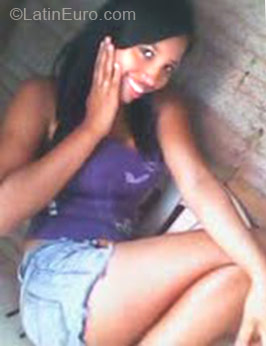 Date this athletic Brazil girl Adriana from Imperatriz BR5244