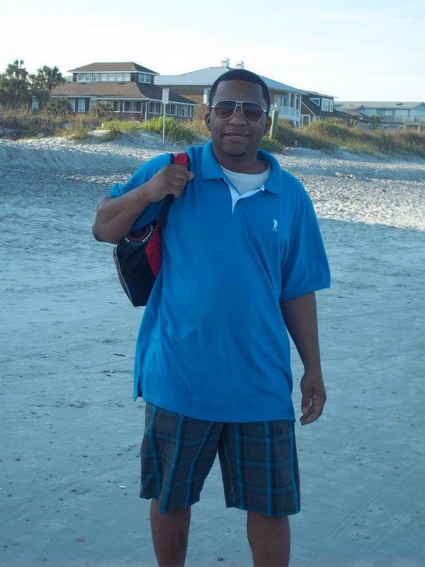 Date this foxy United States man Jamie from Clinton US9652