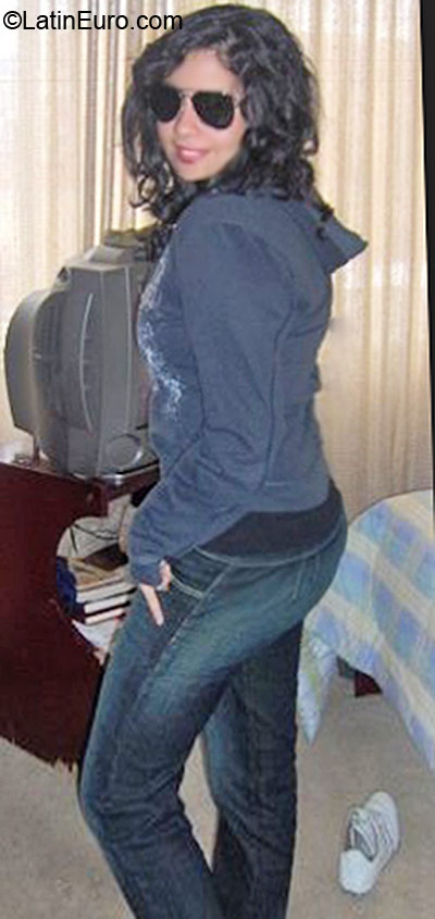 Date this funny Colombia girl Laura from Manizales CO6999