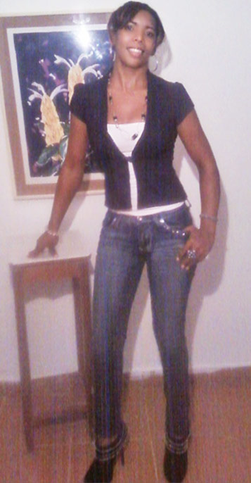 Date this stunning Dominican Republic girl Carmen luisa from Santo Domingo DO7586