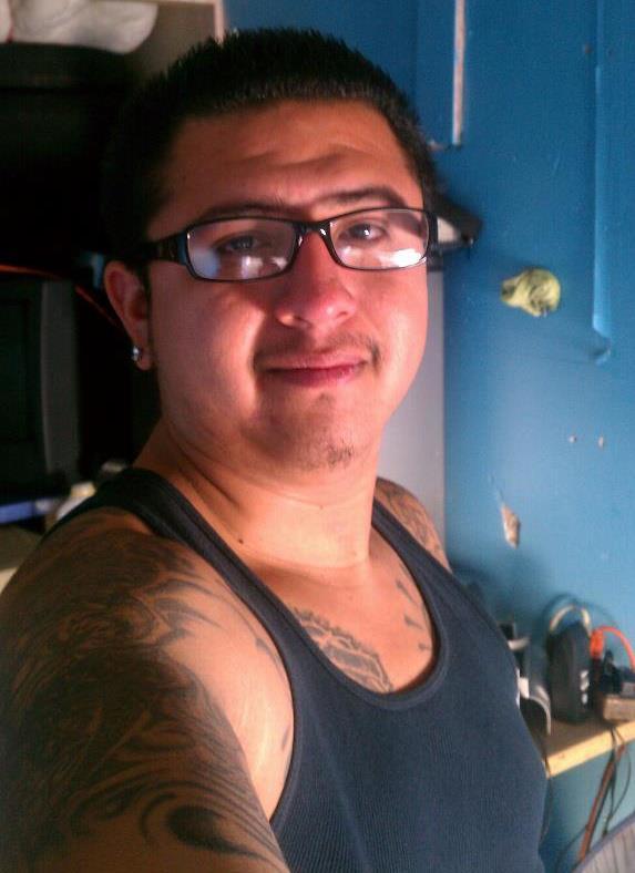 Date this lovely United States man Miguel1991 from Garden Grove US9739