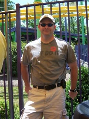 Date this tall United States man Bright from Jacksonville US9743