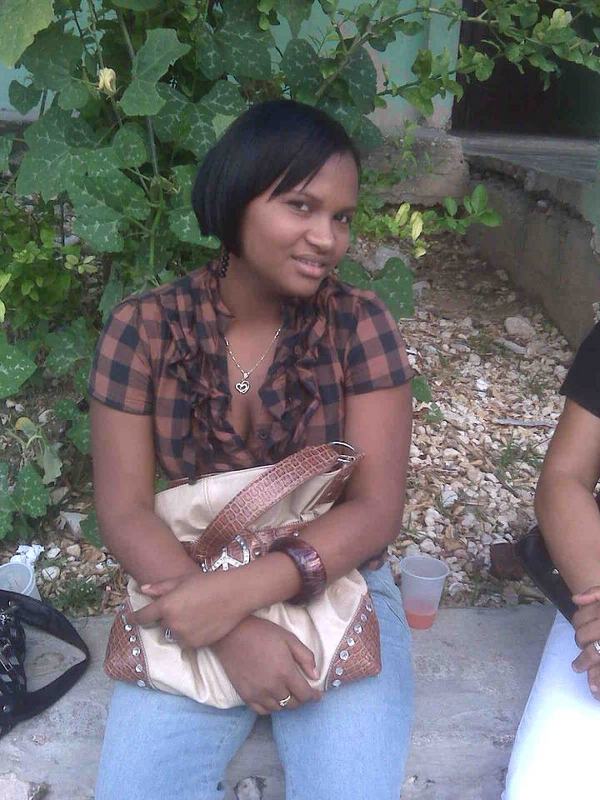 Date this funny Dominican Republic girl Elix from Santo Domingo DO7638