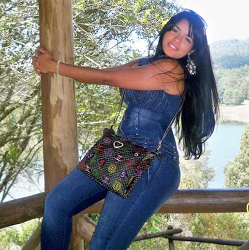 Date this lovely Colombia girl Barbi from Medellin CO7044