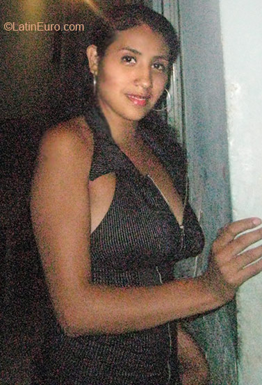 Date this young Colombia girl Taliana from Barranquilla CO7097