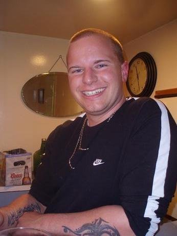 Date this voluptuous Canada man Aries from Grande Prairie CA385