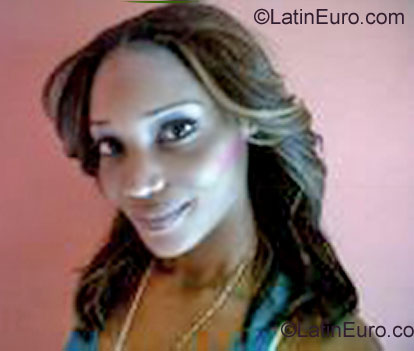 Date this young Jamaica girl Tasha from Kingston JM267