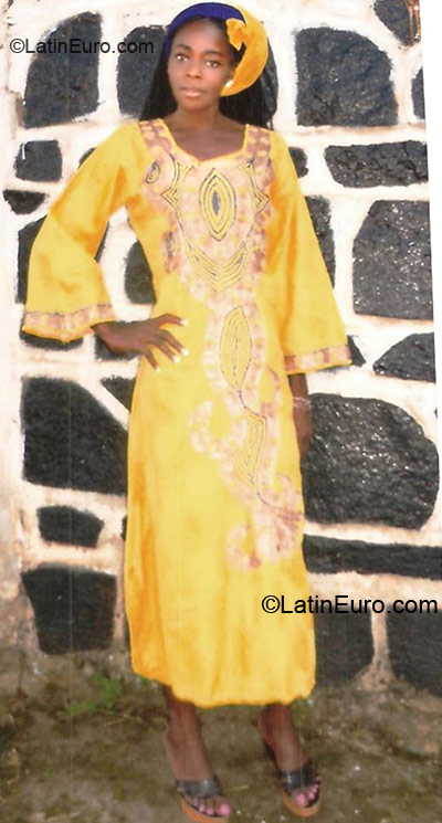 Date this delightful Cameroon girl Pelagie from Yaounde CM110