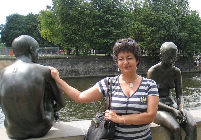 Date this fun Cuba girl Gisela from Havana CU16
