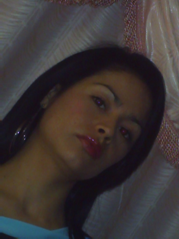 Date this attractive Colombia girl Adriana from Medellin CO7255