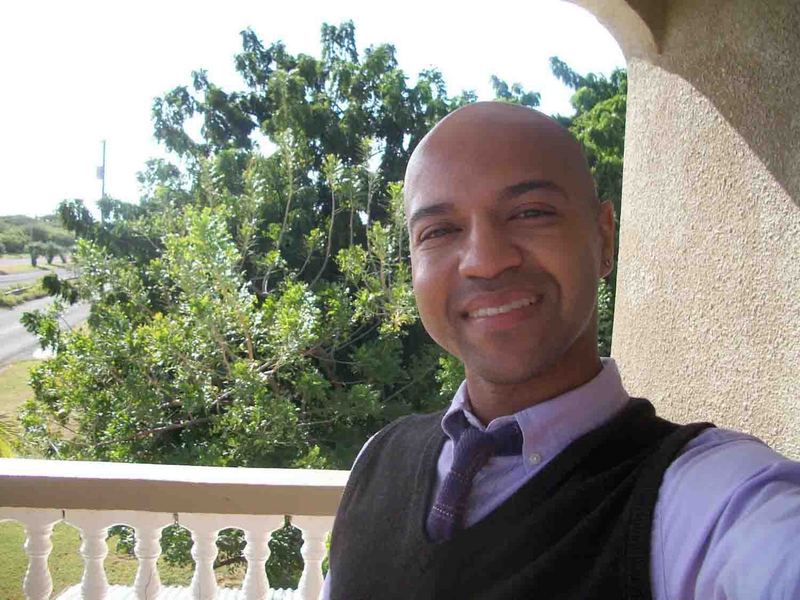 Date this georgeous United States man John from St. Croix, V.i. Via Los Angeles, Ca US10356