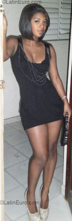 Date this stunning Dominican Republic girl Cole047 from Santiago DO8049